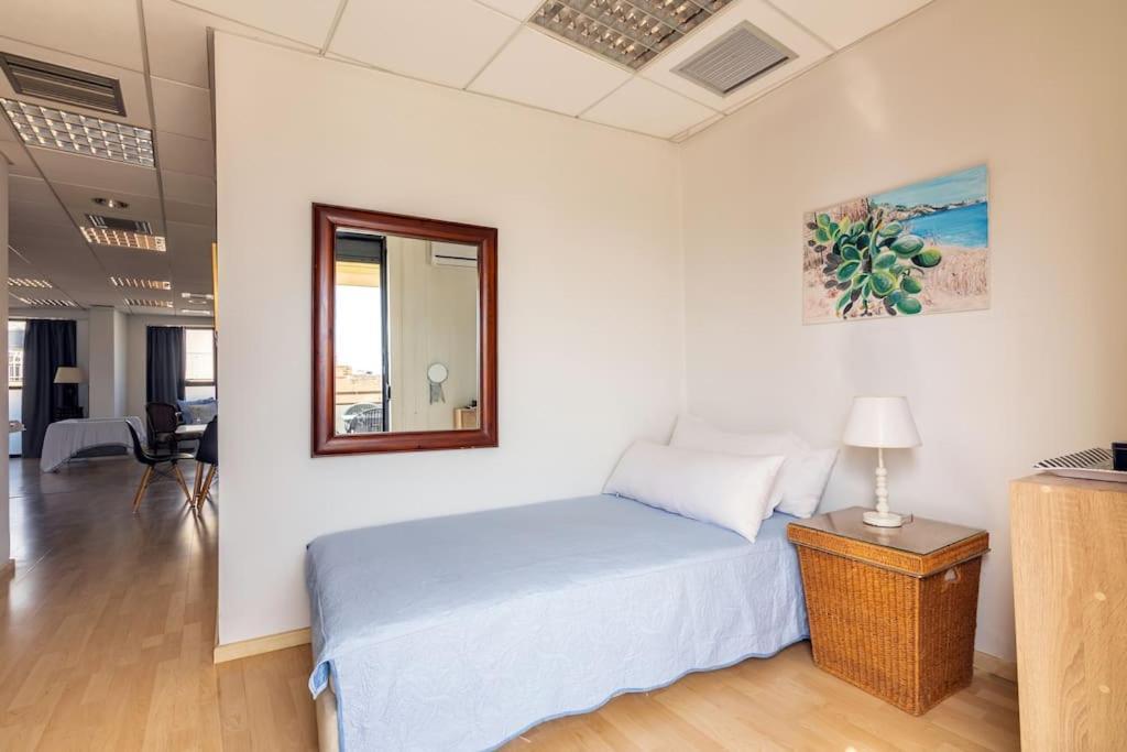 Downtown Spacious Loft Apartment Just 3 Minutes From City Centre Heraklion  Ngoại thất bức ảnh